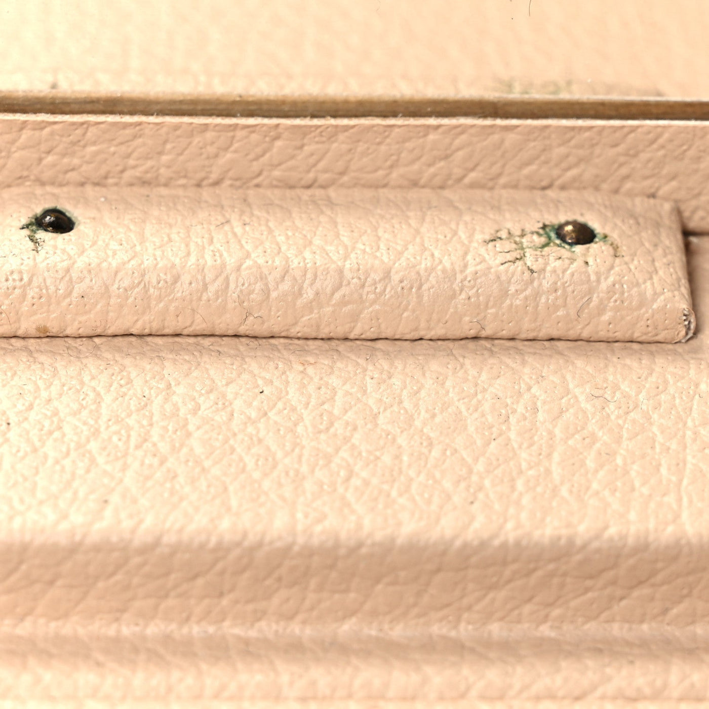 LOUIS VUITTON MONOGRAM BOITE BOUTEILLES ET GLACE BEAUTY TRAIN CASE