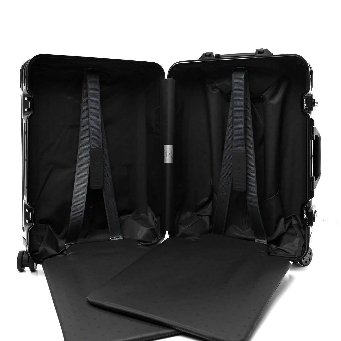 RIMOWA ALUMINUM ORIGINAL CABIN BLACK