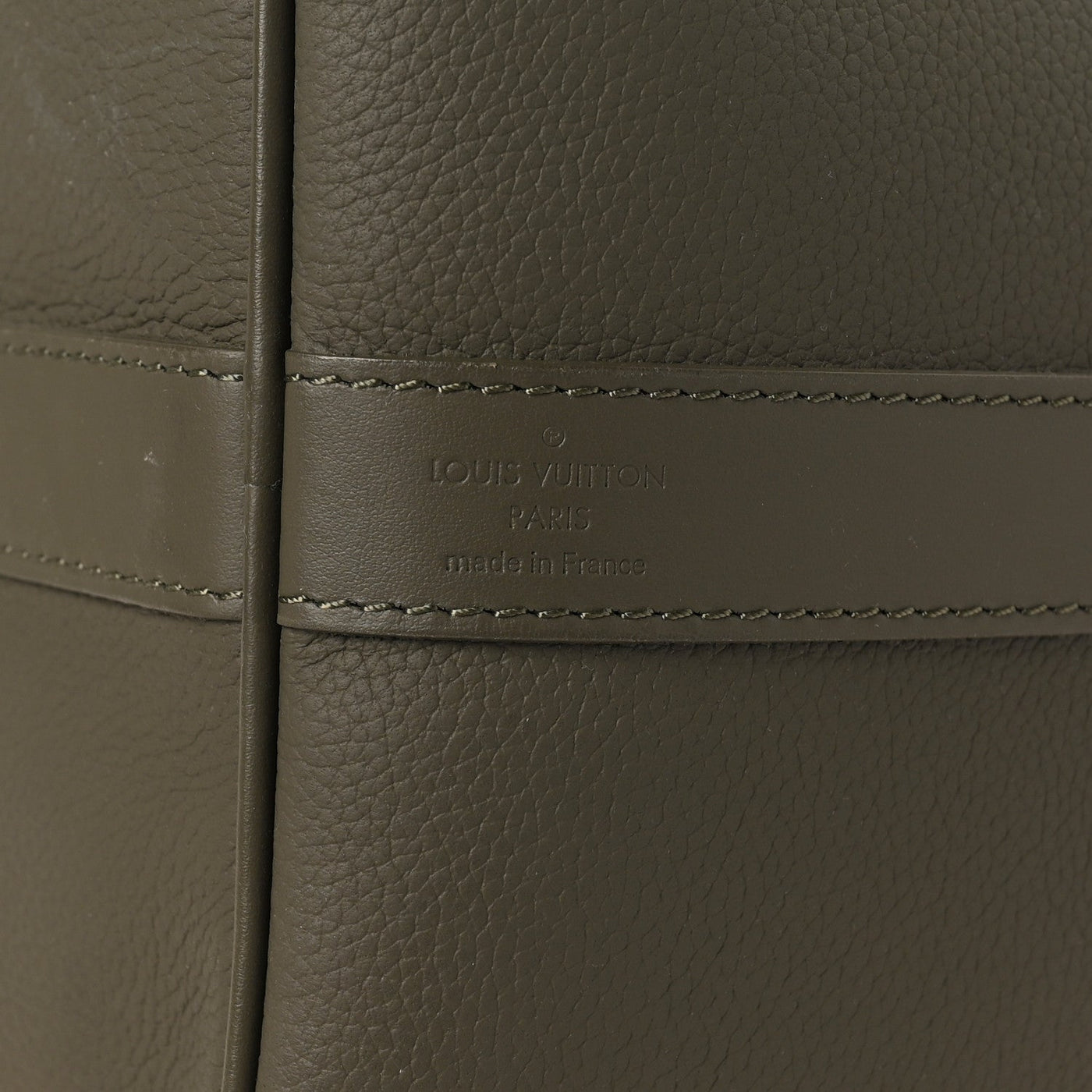 LOUIS VUITTON GRAINED CALFSKIN AEROGRAM KEEPALL BANDOULIERE 50 KHAKI