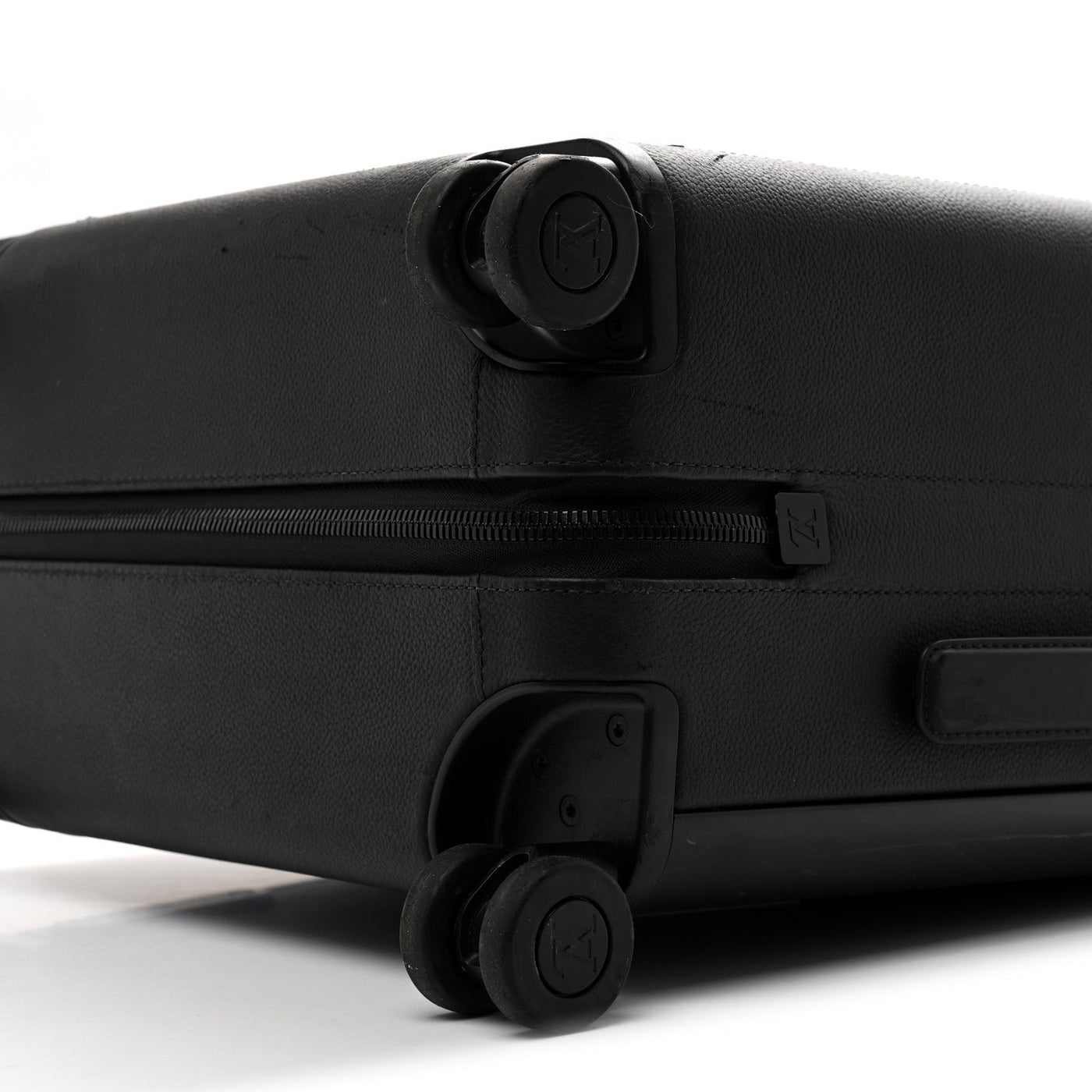 LOUIS VUITTON COWHIDE AEROGRAM HORIZON 55 BLACK