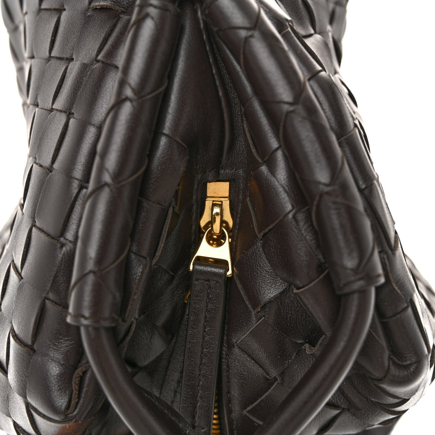 BOTTEGA VENETA NAPPA INTRECCIATO MEDIUM LOOP WEEKENDER BAG FONDANT