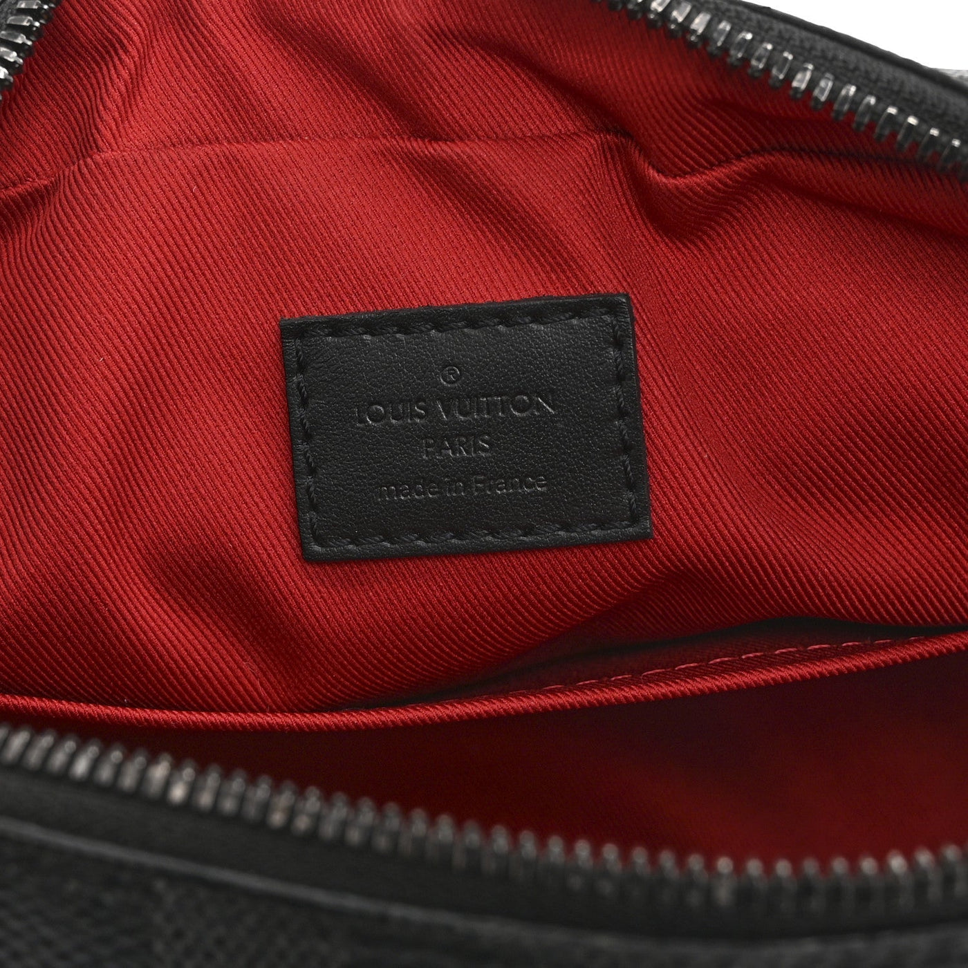 LOUIS VUITTON DAMIER GRAPHITE UTILITY MESSENGER