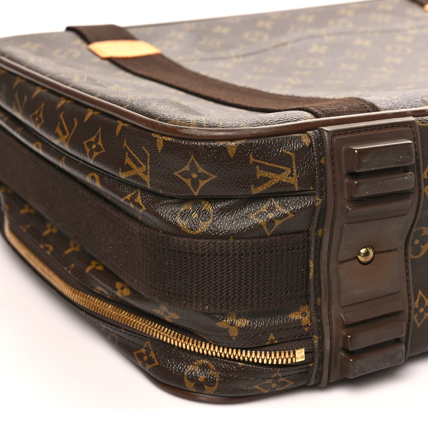 LOUIS VUITTON MONOGRAM SATELLITE 53