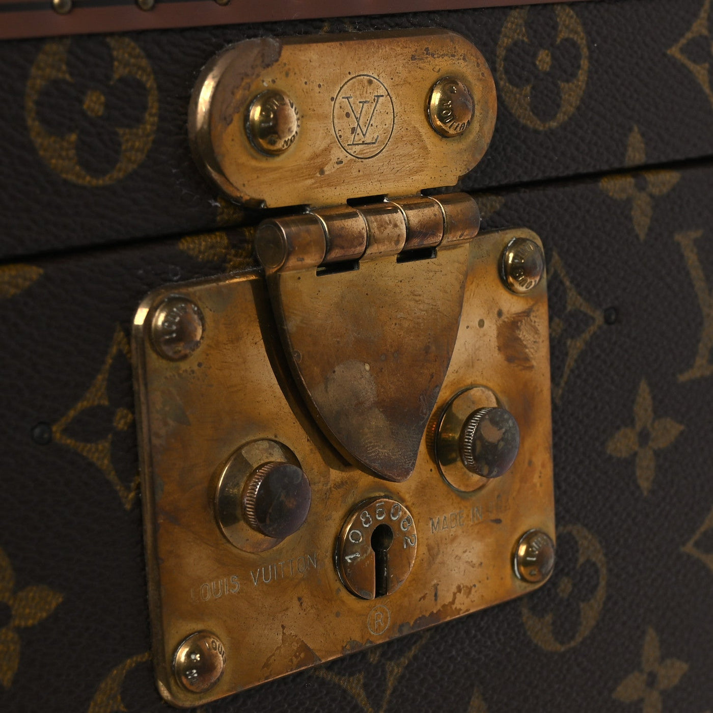 LOUIS VUITTON MONOGRAM BOITE BOUTEILLES ET GLACE BEAUTY TRAIN CASE