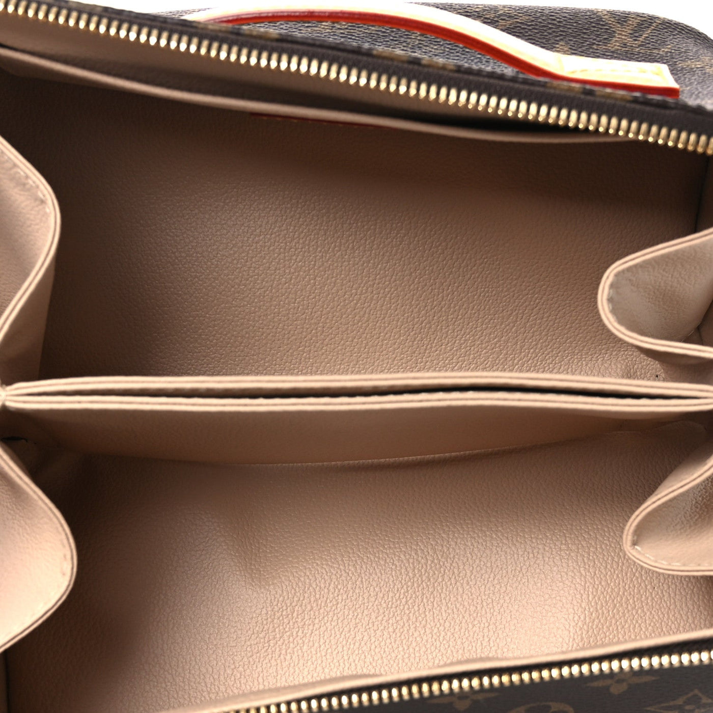 LOUIS VUITTON MONOGRAM TOILETRY BAG