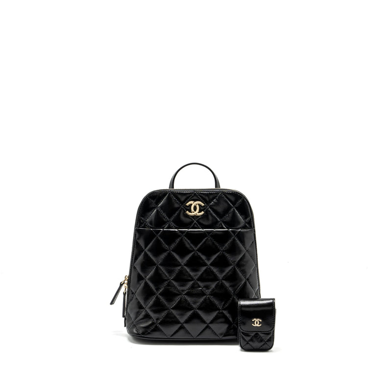 CHANEL 22A MINI BACKPACK PATENT BLACK LGHW (MICROCHIP)