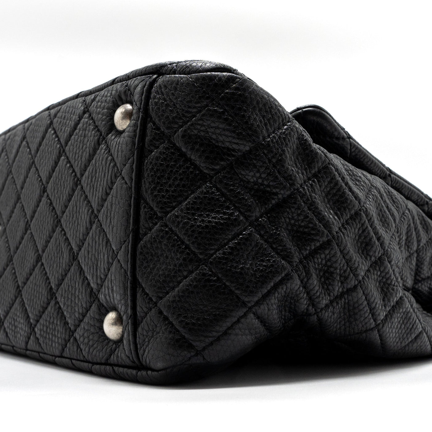 CHANEL XXL CLASSIC TRAVEL FLAP CALFSKIN BLACK RUTHENIUM HARDWARE