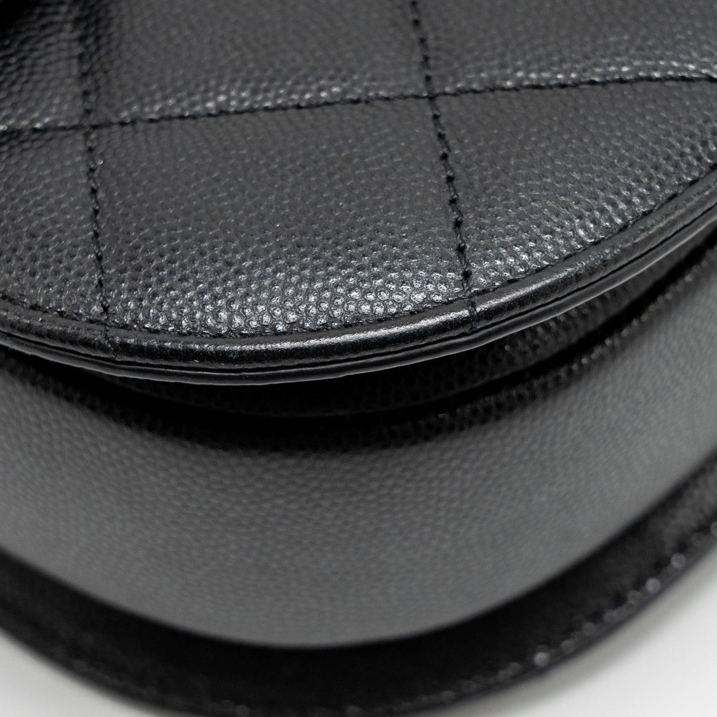 CHANEL 22B ROUND MESSENGER BAG CAVIAR BLACK GHW (MICROCHIP)