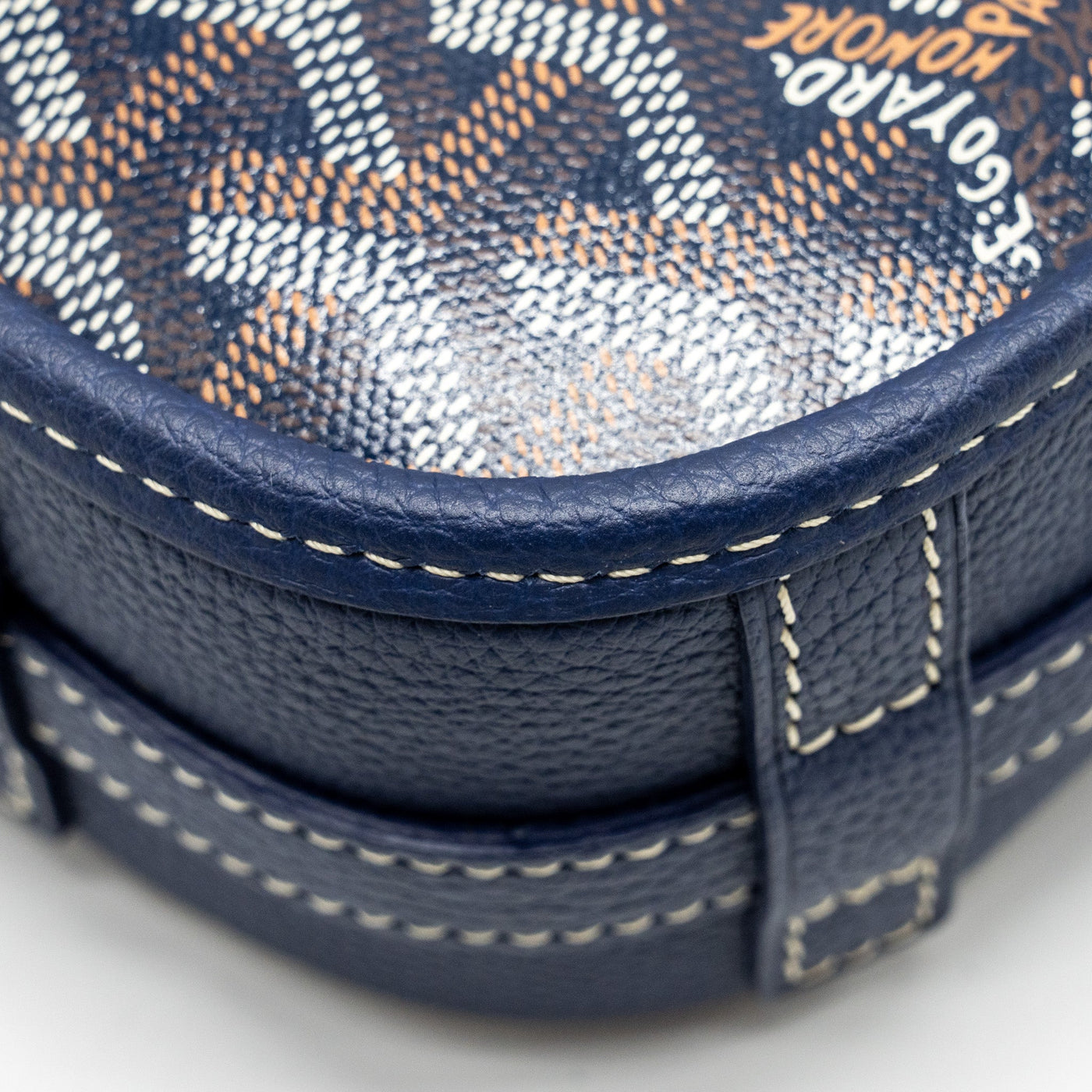 GOYARD BELVEDERE PM MESSENGER BAG GOYARDINE CANVAS/CALFSKIN NAVY SHW