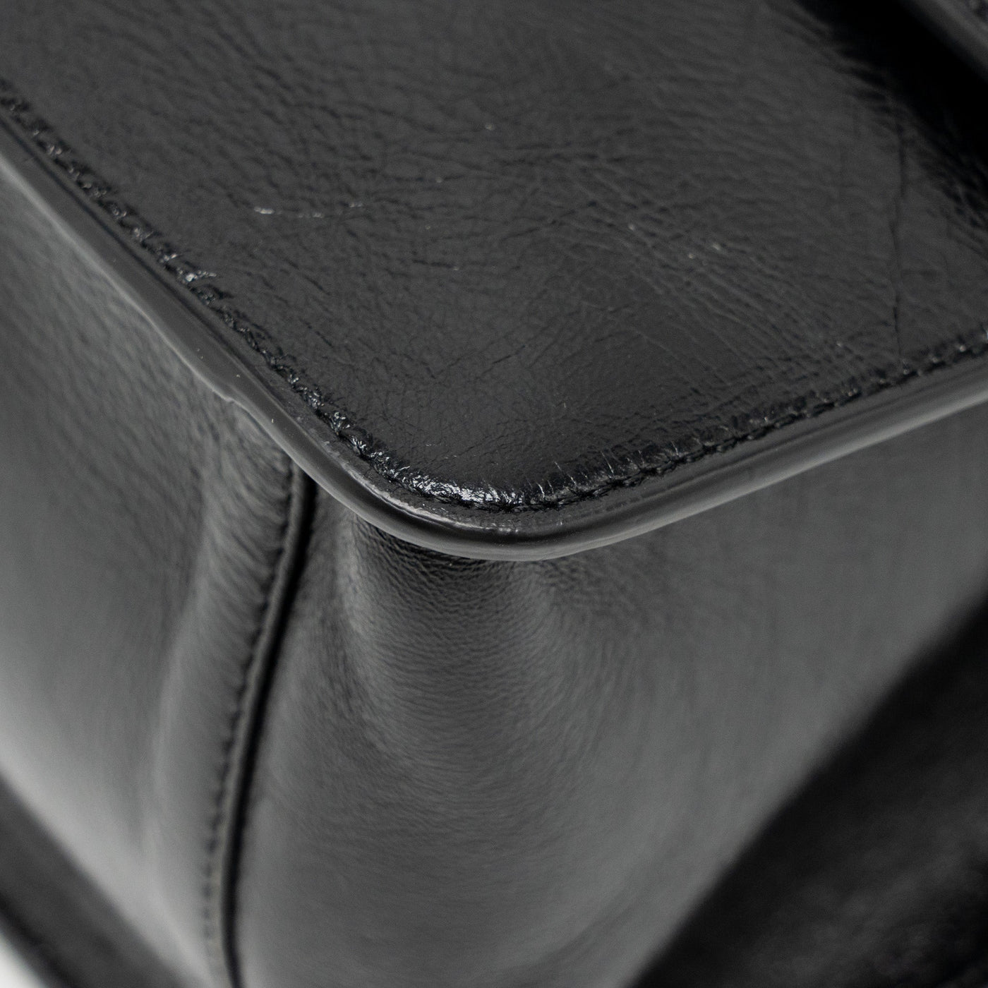 FENDI KAN U SHOULDER BAG LEATHER BLACK GHW