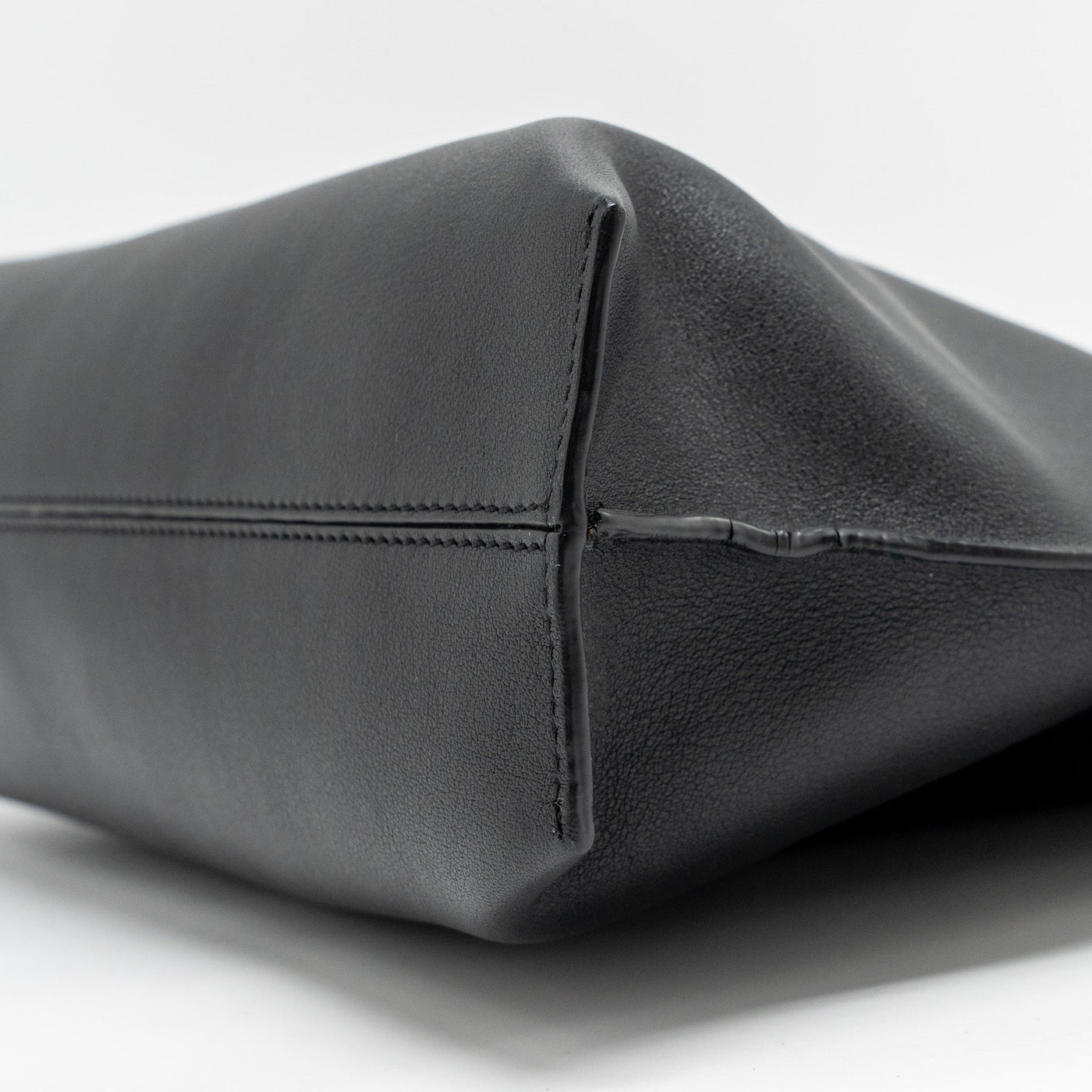 LOEWE CROSSBODY MEN’S MESSENGER BAG LEATHER BLACK SHW