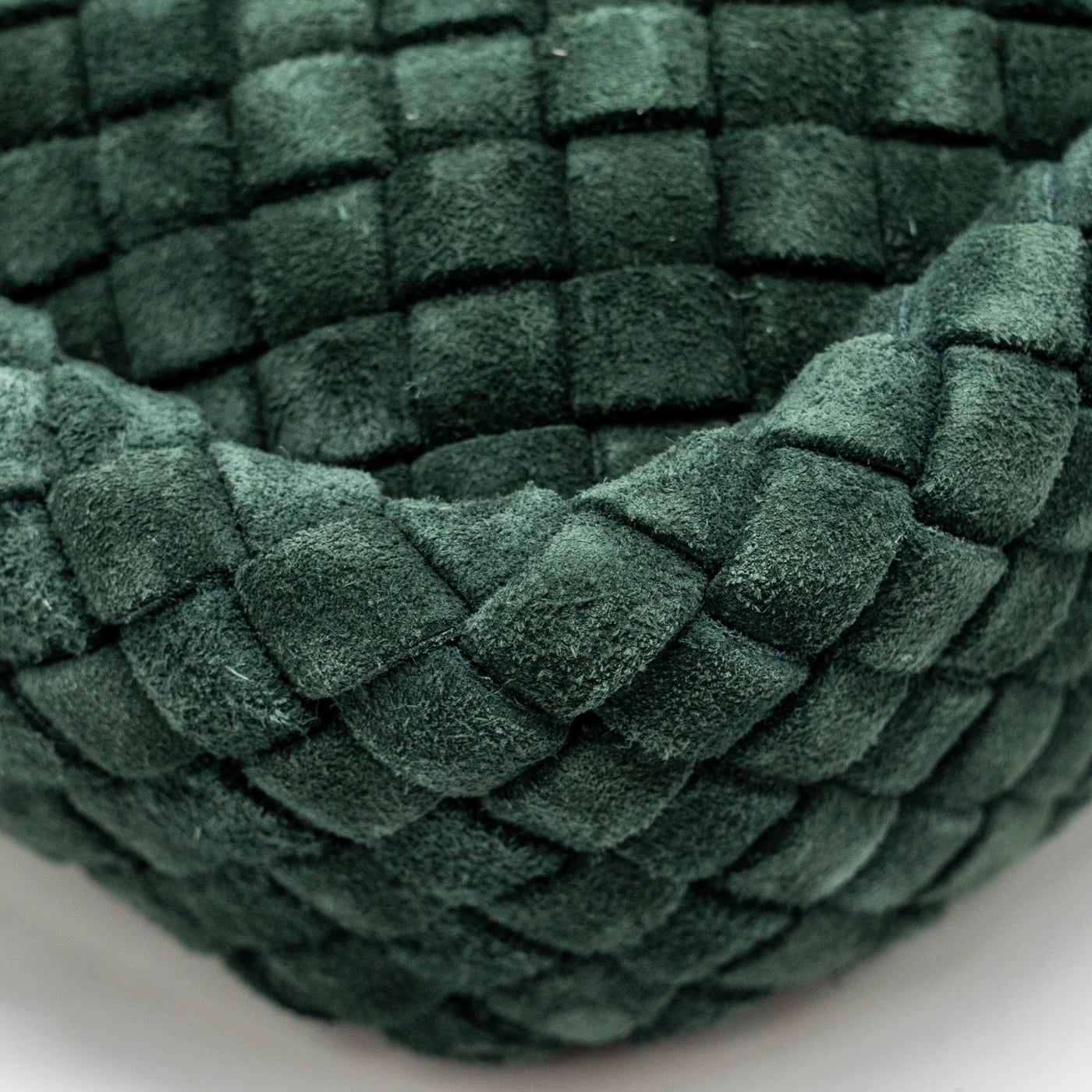BOTTEGA VENETA COBBLE MESSENGER BAG INTRECCIATO-WOVEN PADDED SUEDE DARK GREEN GHW