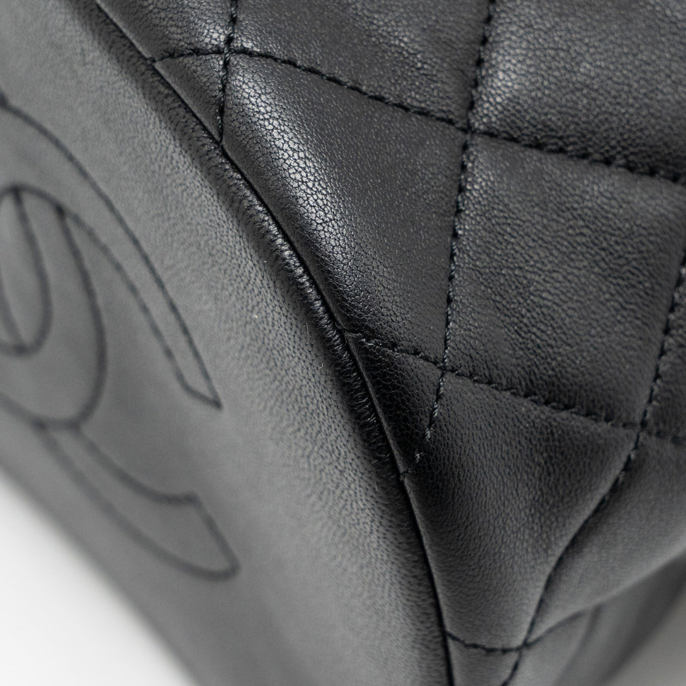 CHANEL QUILTED METALLIC BUBBLE BACKPACK LAMBSKIN BLACK MULTICOLOUR HARDWARE