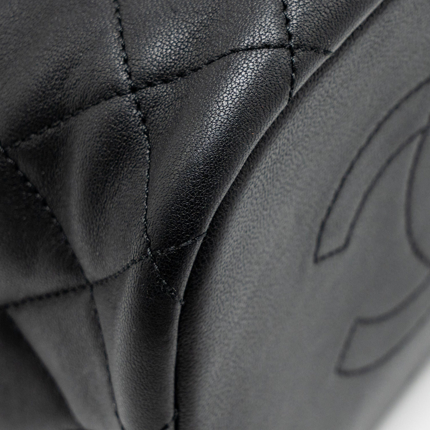 CHANEL QUILTED METALLIC BUBBLE BACKPACK LAMBSKIN BLACK MULTICOLOUR HARDWARE
