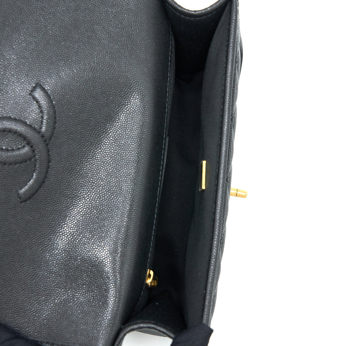 CHANEL 22K TOP HANDLE MESSENGER BAG CAVIAR BLACK BRUSHED GHW (MICROCHIP)