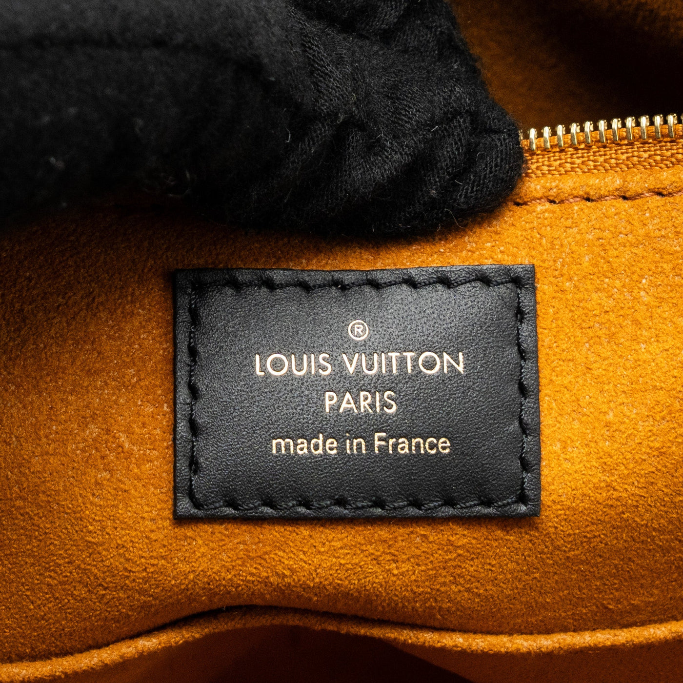 LOUIS VUITTON ONTHEGO MM MONOGRAM EMPRENITE BLACK GHW (NEW VERSION)