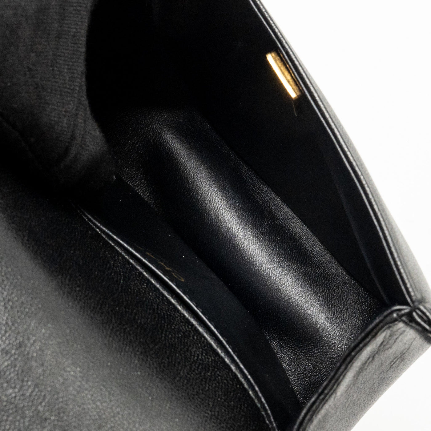 CHANEL 22A ROUND BOY MESSENGER BAG CAVIAR BLACK GHW (MICROCHIP)