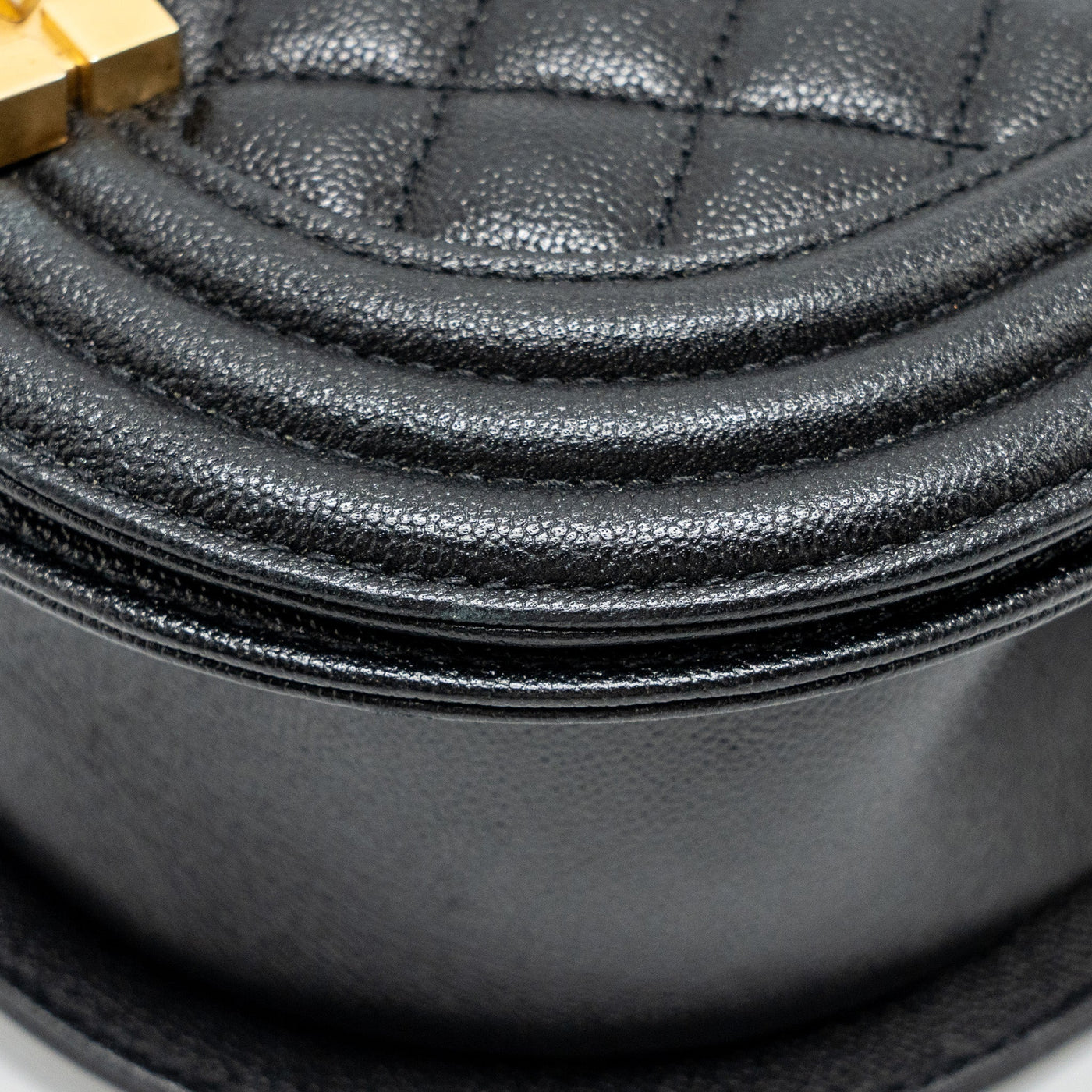 CHANEL 22A ROUND BOY MESSENGER BAG CAVIAR BLACK GHW (MICROCHIP)