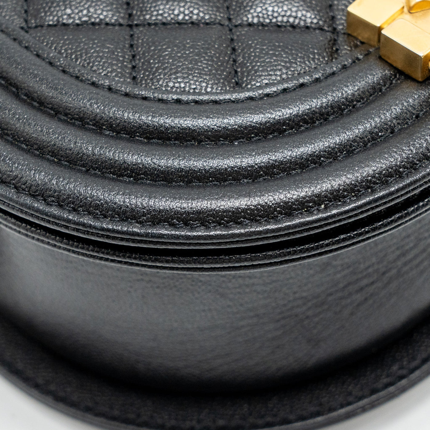 CHANEL 22A ROUND BOY MESSENGER BAG CAVIAR BLACK GHW (MICROCHIP)