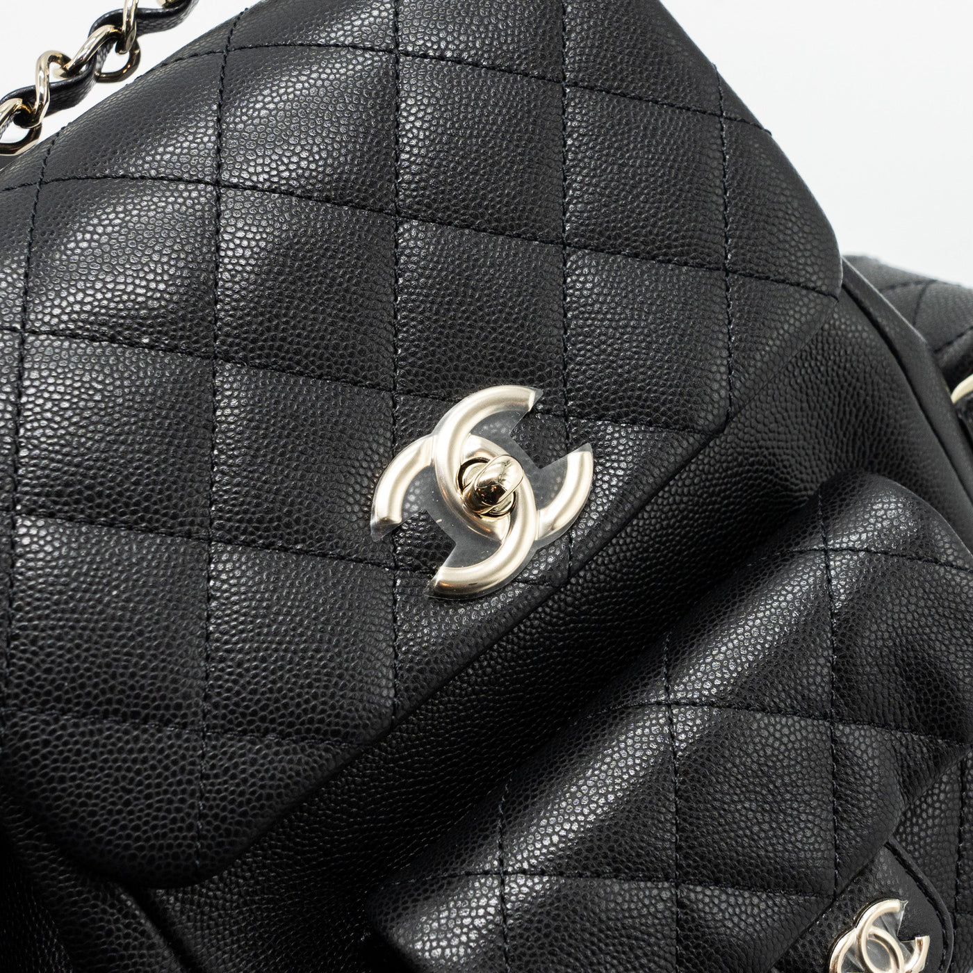 CHANEL 23K TRIPLE POCKET BACKPACK CAVIAR BLACK LGHW(MICROCHIP)
