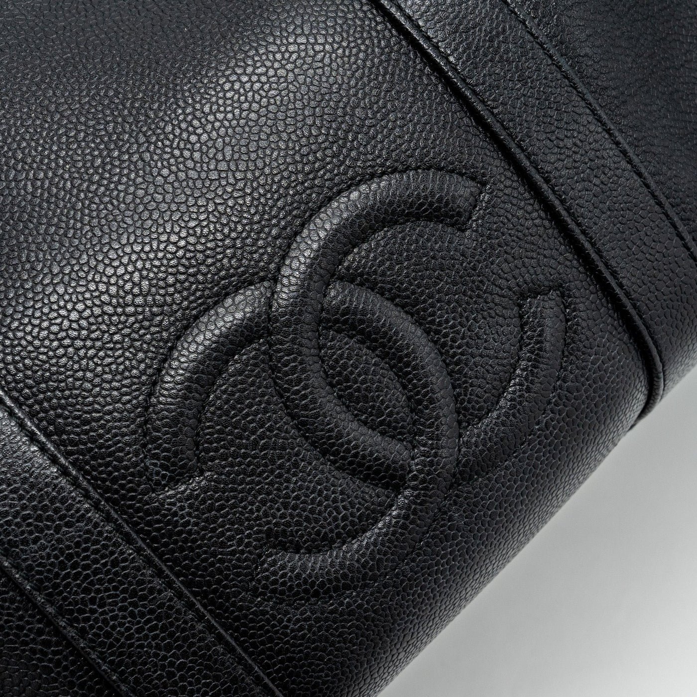 CHANEL VINTAGE TRAVEL BAG CAVIAR BLACK GHW