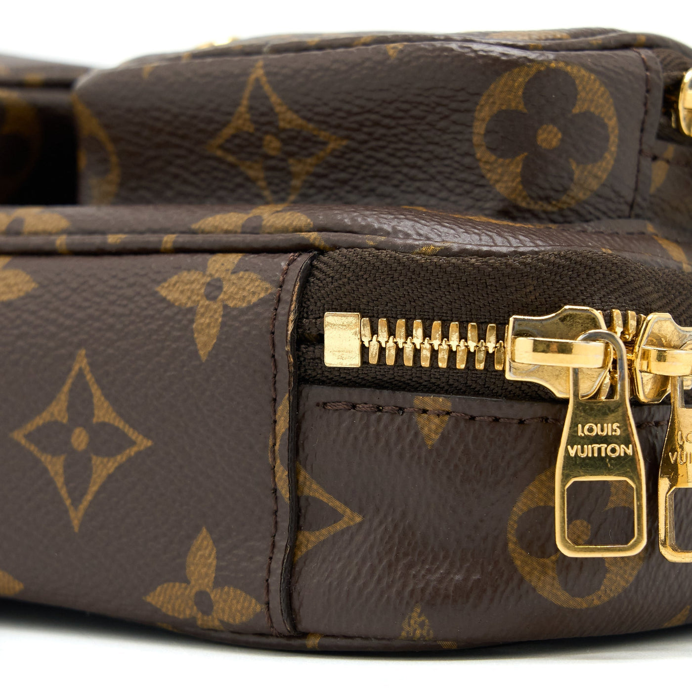 LOUIS VUITTON UTILITY CROSSBODY BAG MONOGRAM CANVAS GHW