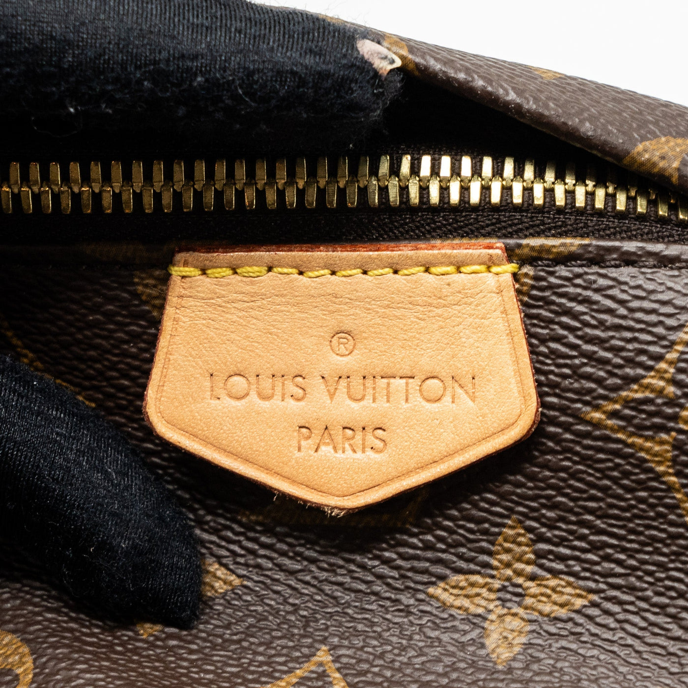 LOUIS VUITTON BUMBAG MONOGRAM CANVAS GHW