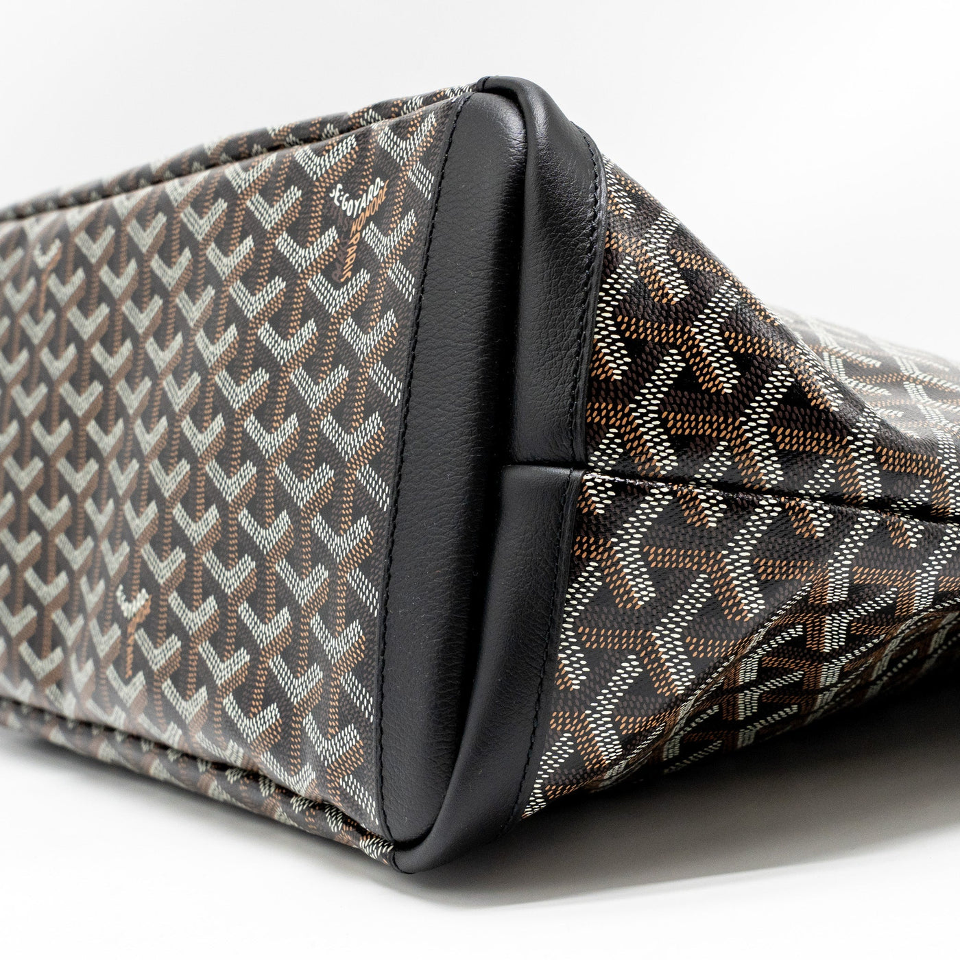 GOYARD ARTOIS MM HANDBAG GOYARDINE CANVAS/CALFSKIN BLACK SHW