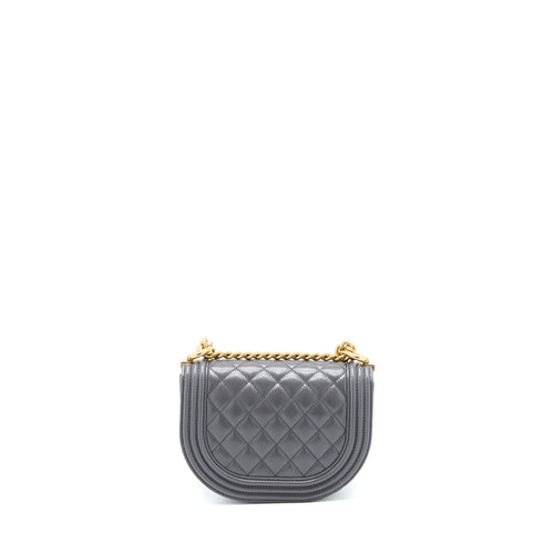CHANEL 22A BOY MESSENGER BAG CAVIAR GREY GHW (MICROCHIP)