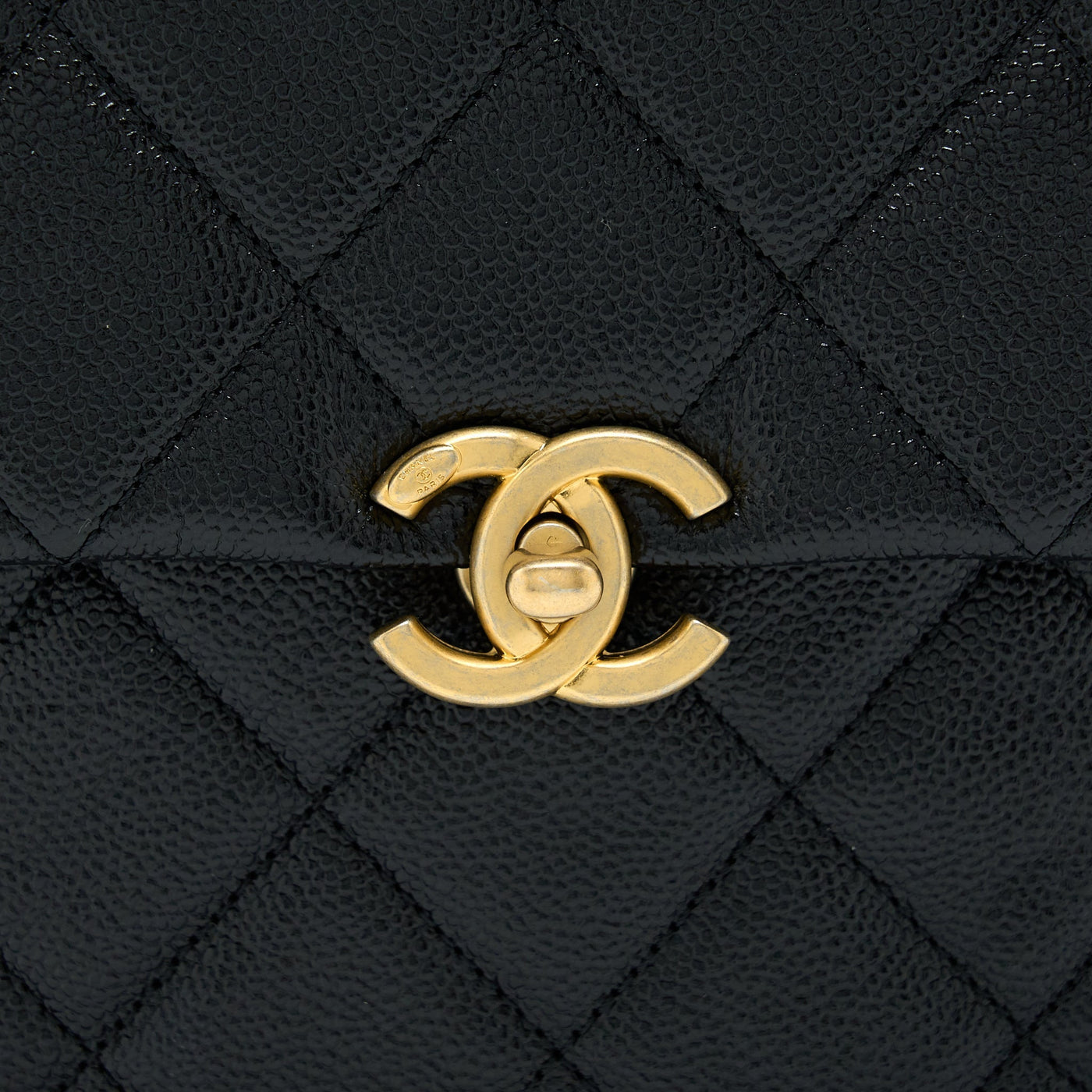 CHANEL 22P FLAP BACKPACK CAVIAR BLACK GHW (MICROCHIP)