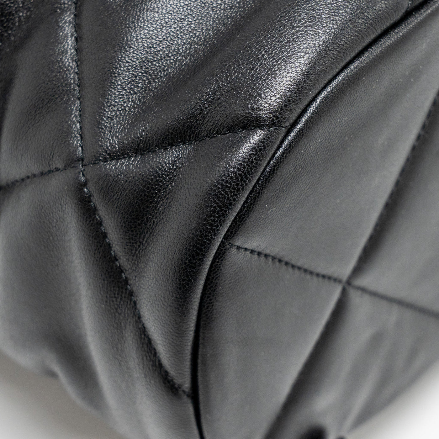 CHANEL 24C 19 BACKPACK LAMBSKIN BLACK MULTICOLOUR HARDWARE (MICROCHIP)