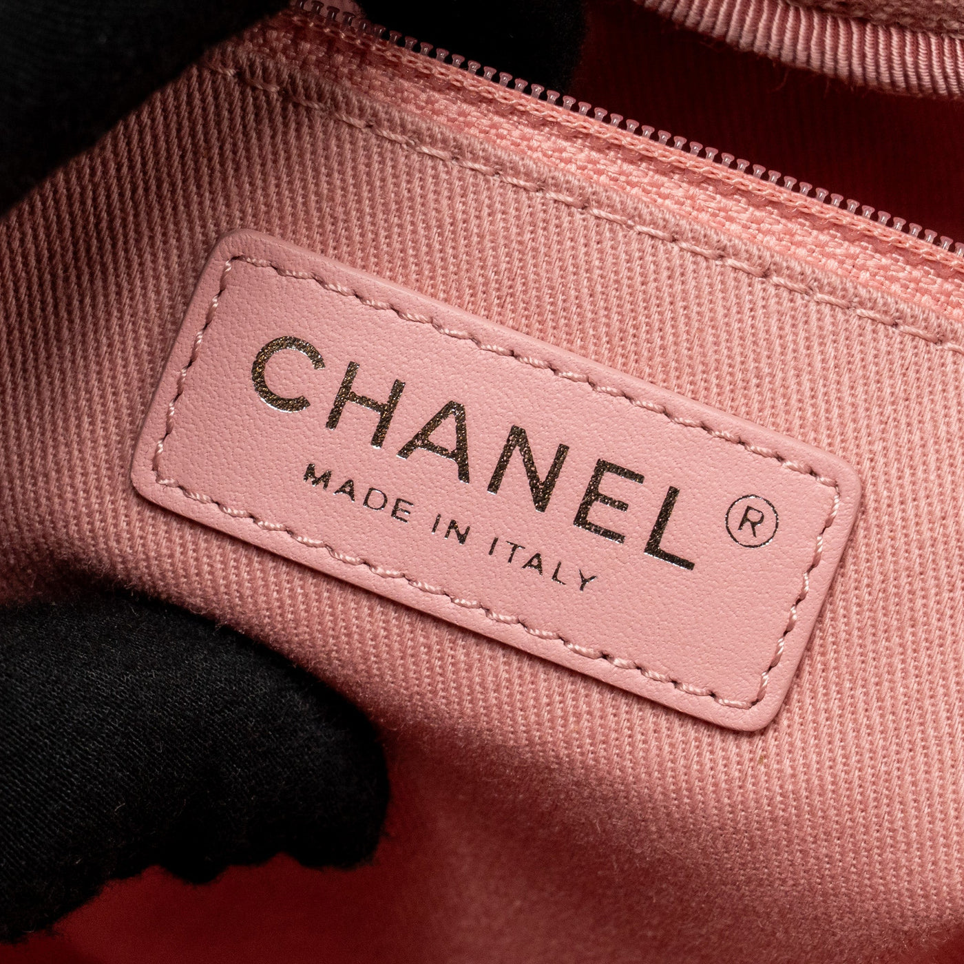 CHANEL DEAUVILLE TOTE BAG CANVAS/LEATHER PINK/WHITE SHW (MICROCHIP)