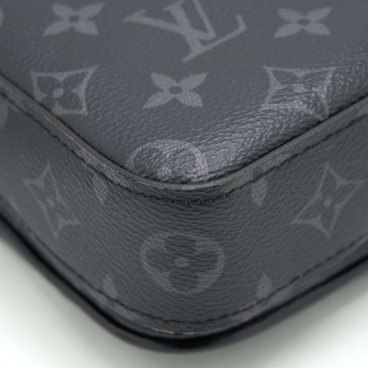 LOUIS VUITTON TRIO MESSENGER MONOGRAM ECLIPSE CANVAS SHW