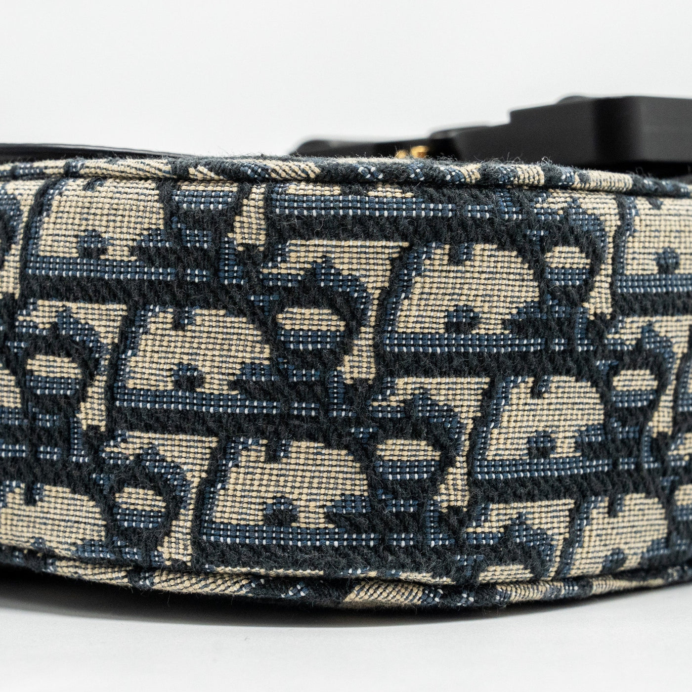 DIOR HOMME MINI SADDLE MESSENGER BAG WITH FLAP OBLIQUE JACQUARD/GRAINED CALFSKIN MULTICOLOUR HARDWARE