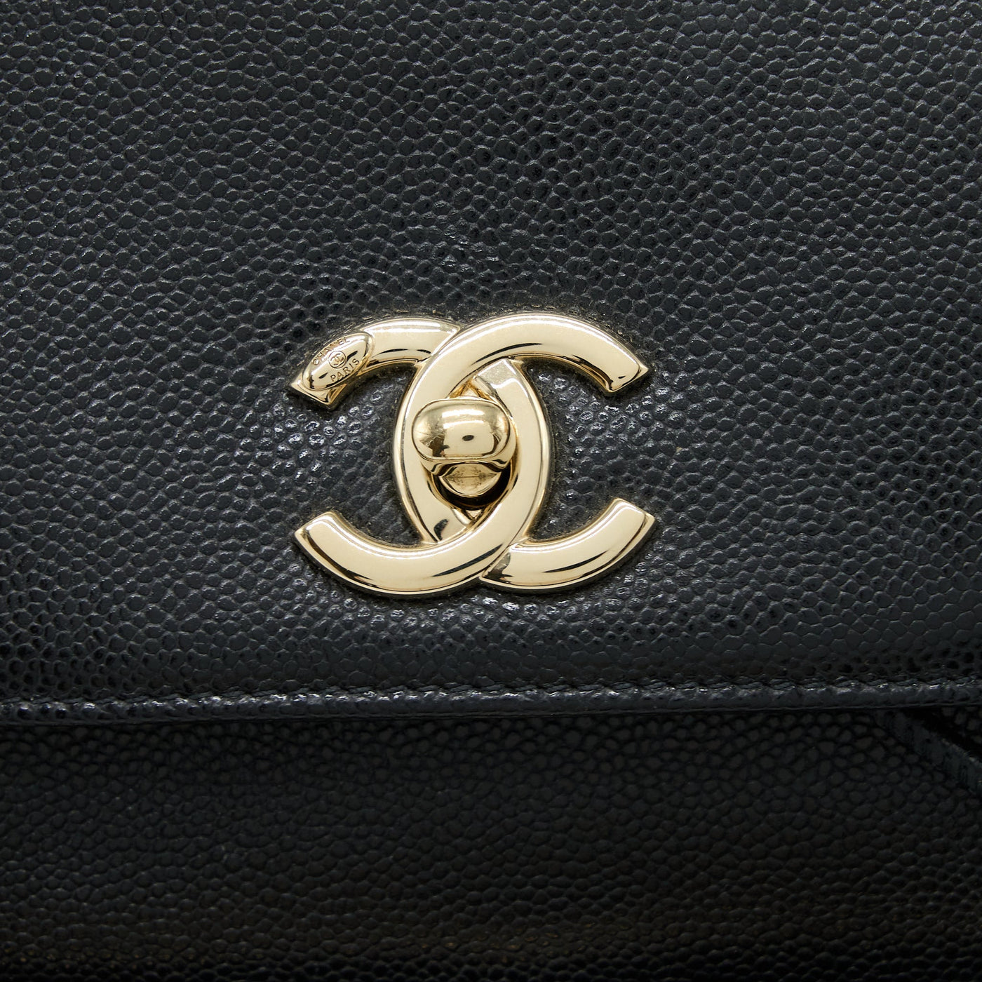 CHANEL 22B AFFINITY BACKPACK CAVIAR BLACK LGHW (MICROCHIP)