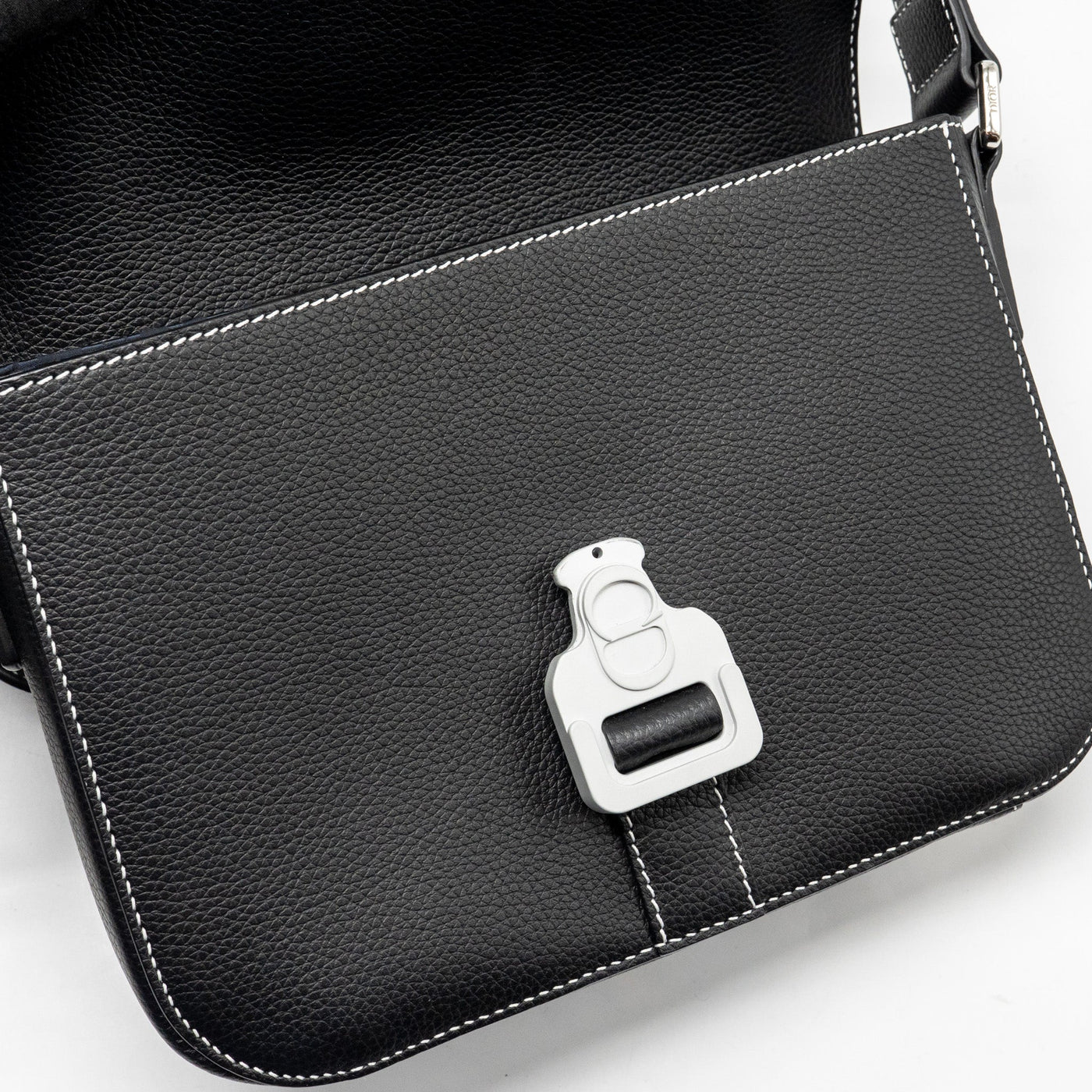 DIOR MEDIUM SADDLE FLAP MESSENGER BAG GRAINED CALFSKIN BLACK GHW