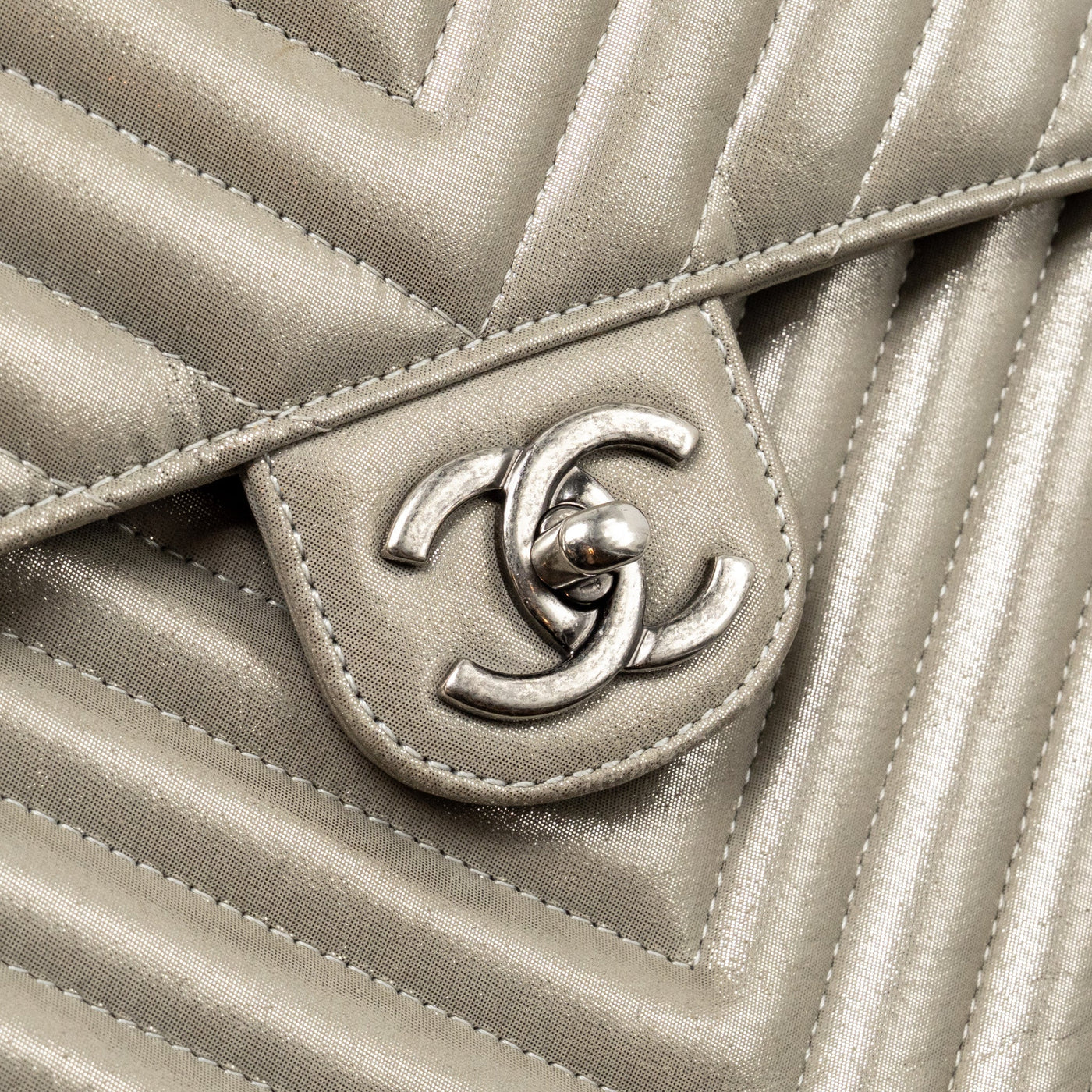 CHANEL SMALL URBAN SPIRIT BACKPACK CHEVRON CALFSKIN IRIDESCENT LIGHT GREY RUTHENIUM HARDWARE