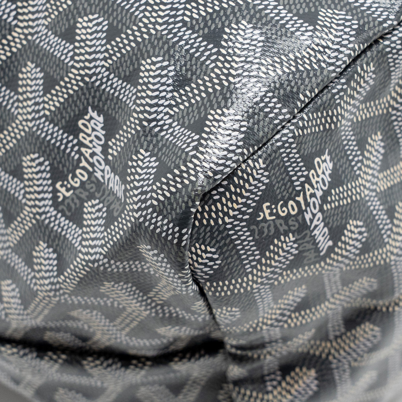 GOYARD SAINT LOUIS PM TOTE GOYARDINE CANVAS/CALFSKIN GREY SHW