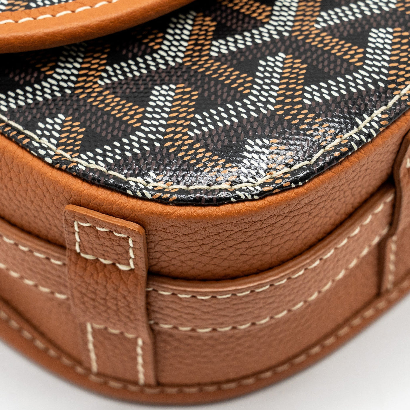 GOYARD BELVEDERE PM MESSENGER BAG GOYARDLINE CANVAS BROWN SHW