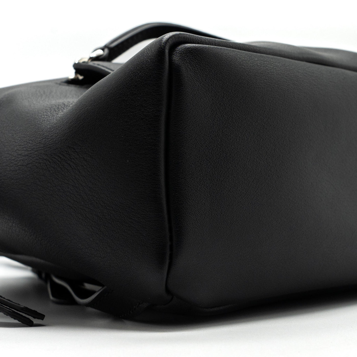 FENDI BY THE WAY BACKPACK LEATHER CRYSTAL BLACK SHW