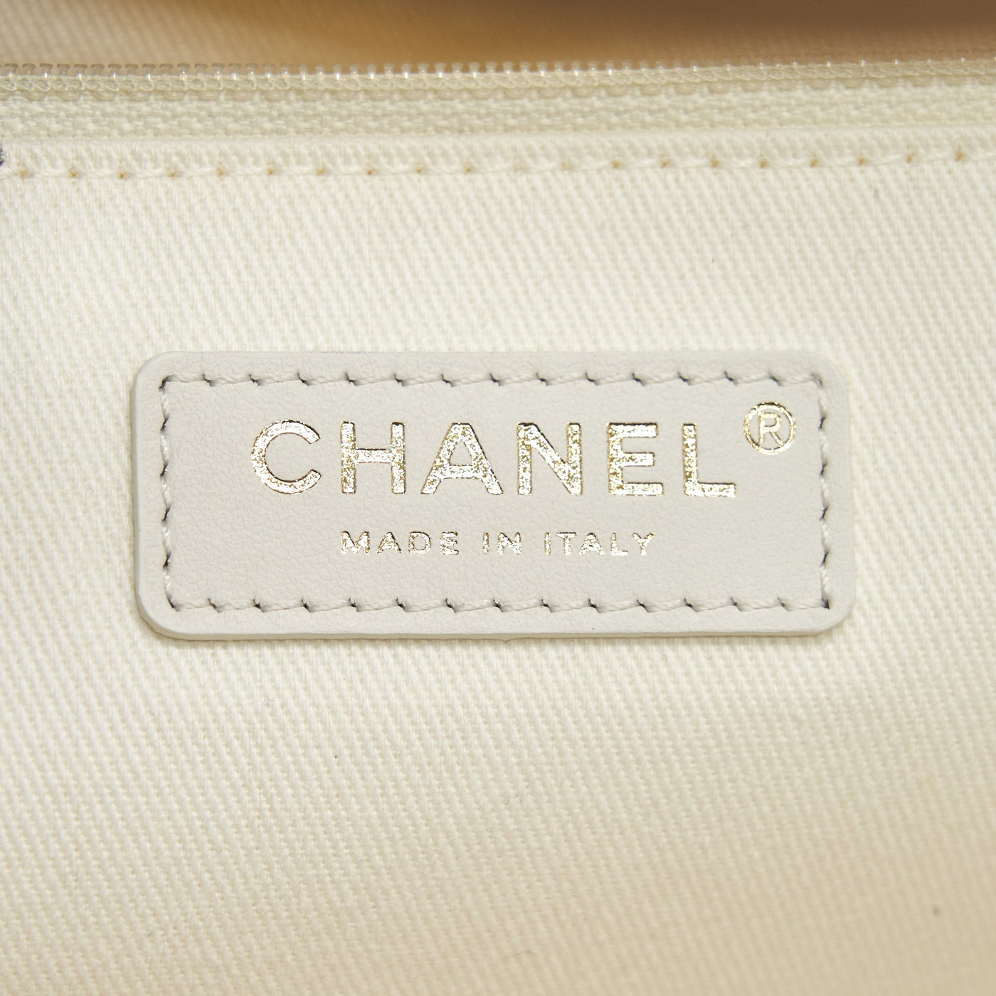 CHANEL DEAUVILLE TOTE BAG IN CREAMY WHITE/ BEIGE GHW