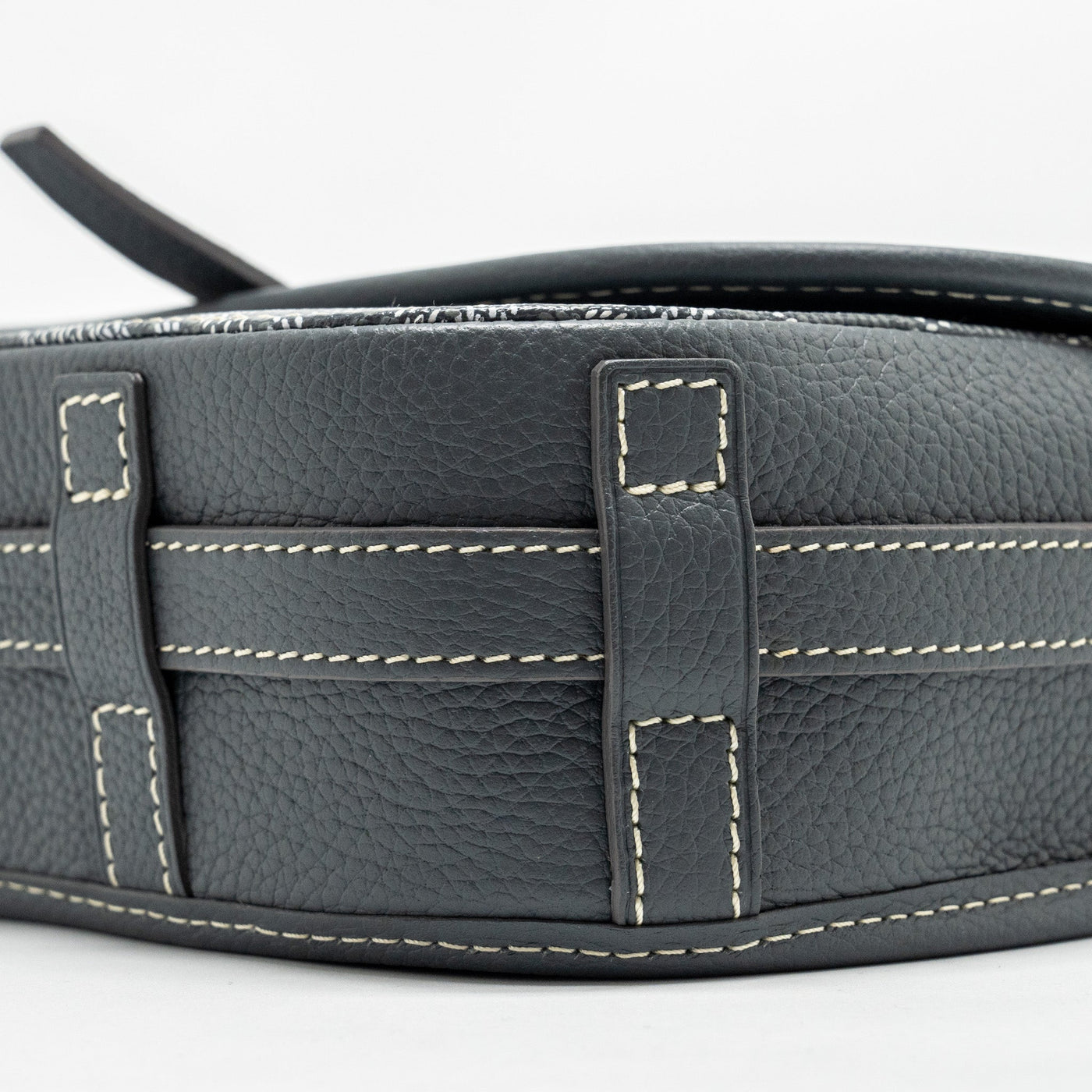 GOYARD BELVEDERE PM MESSENGER BAG GOYARDINE CANVAS CALFSKIN GREY SHW