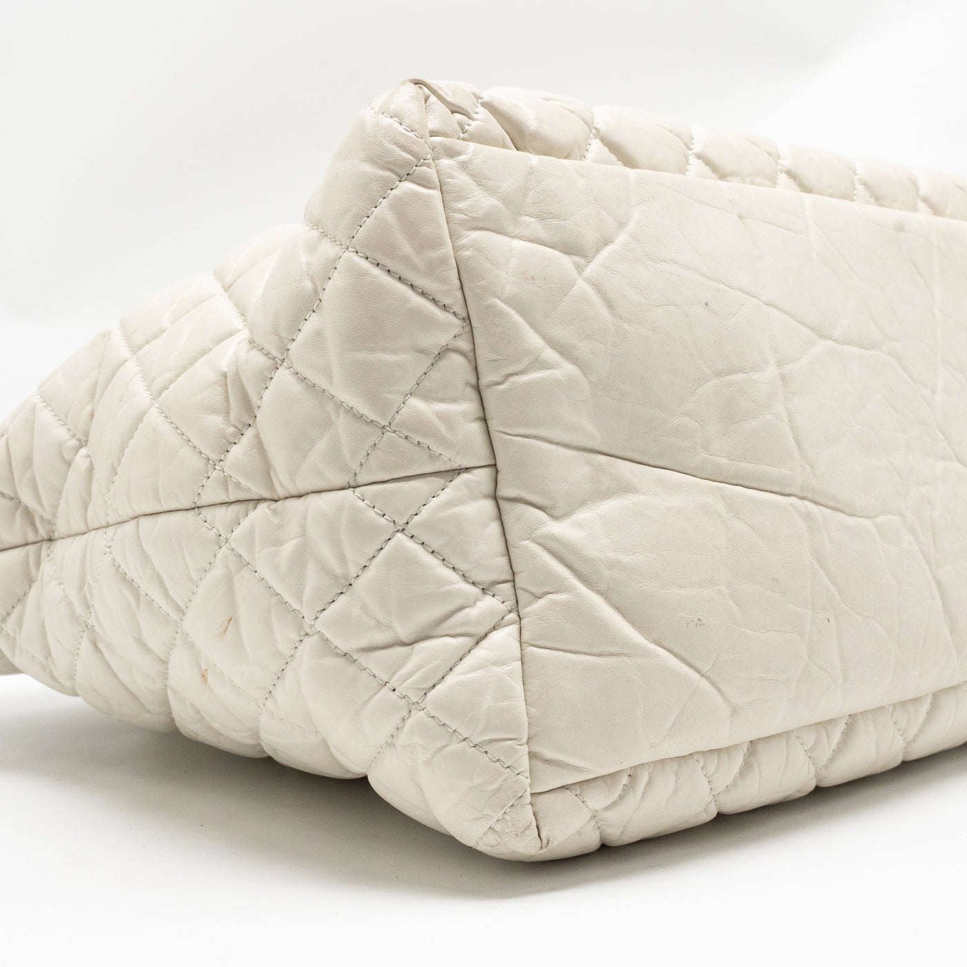 CHANEL COCOON TRAVEL TOTE BAG CALFSKIN WHITE SHW