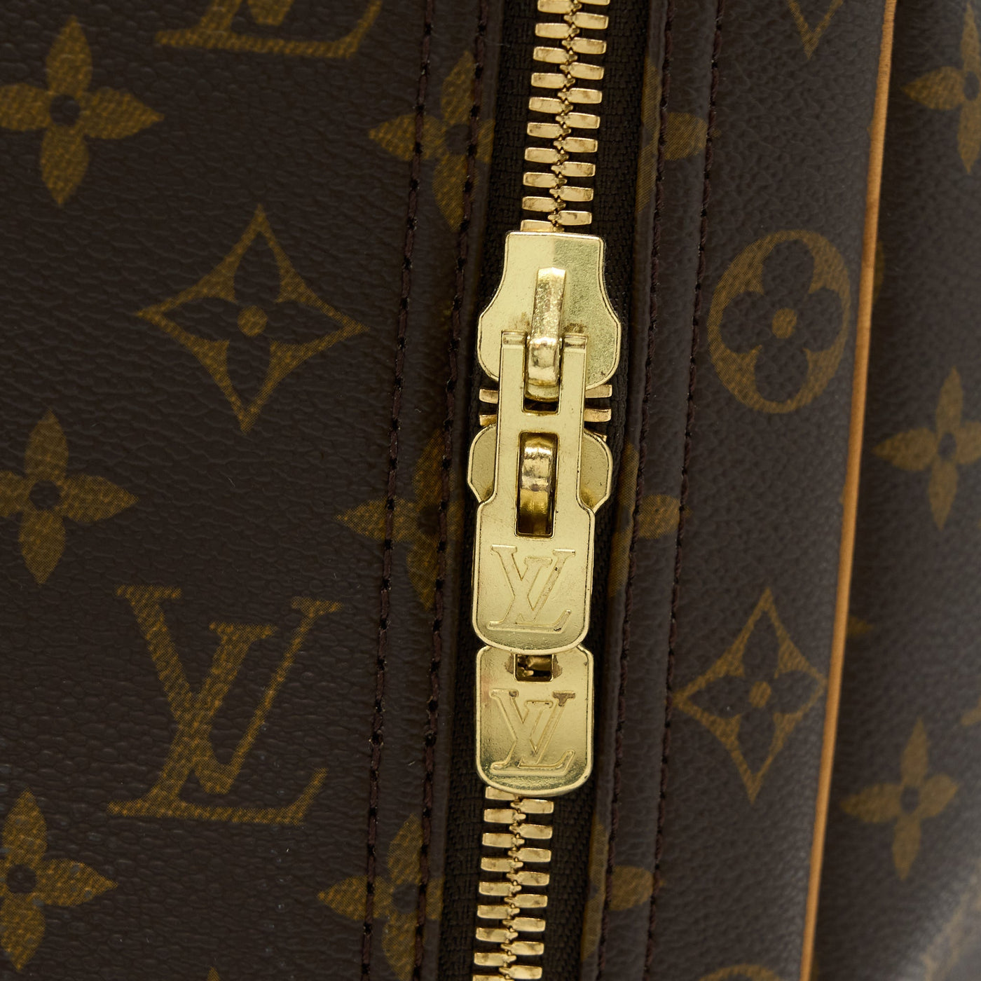 LOUIS VUITTON LARGE LUGGAGE BAG MONOGRAM CANVAS GHW
