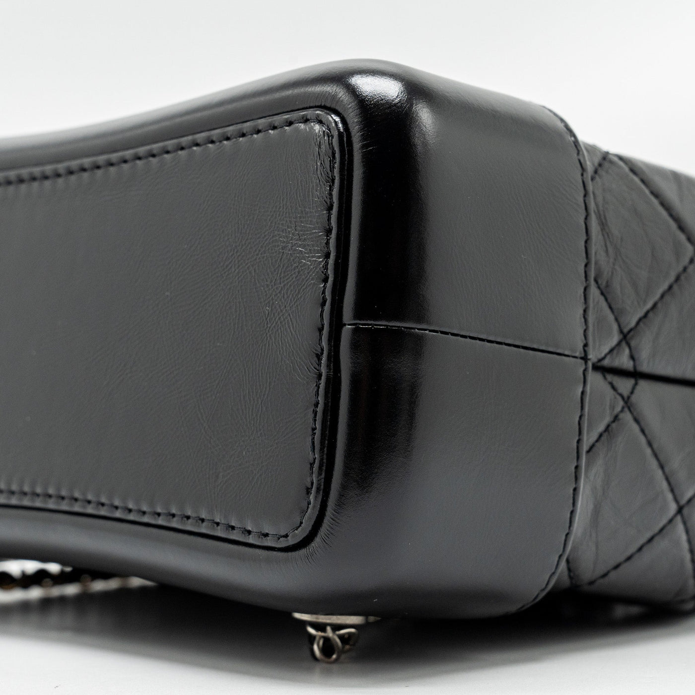 CHANEL SMALL GABRIELLE BACKPACK AGED CALFSKIN BLACK MULTICOLOUR COLOUR HARDWARE (MICROCHIP)