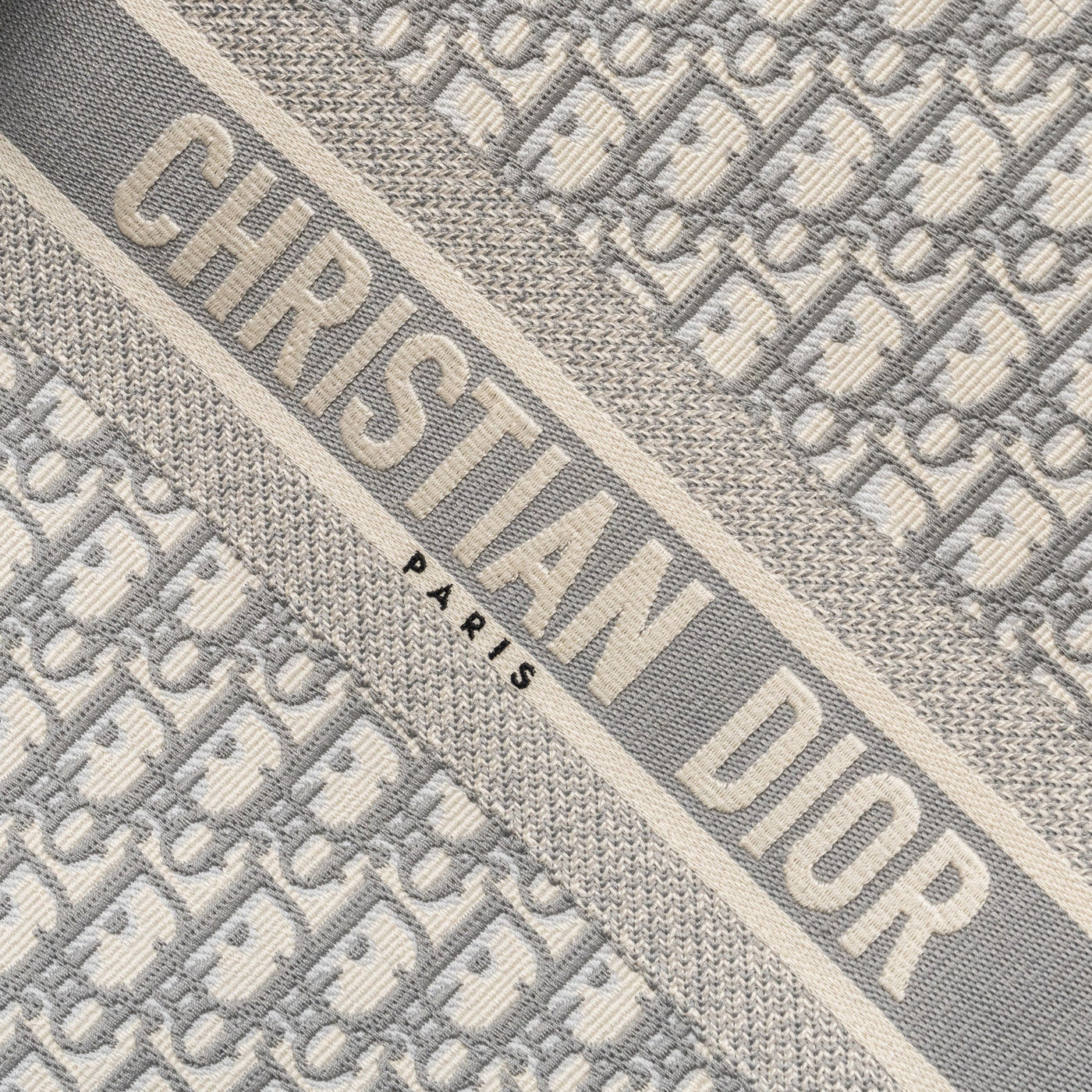 DIOR LARGE BOOK TOTE DIOR OBLIQUE EMBROIDERY ECRU/ GREY