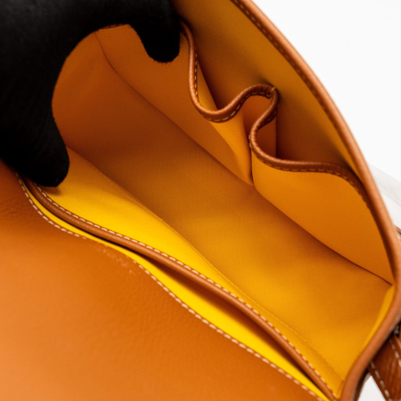 GOYARD BELVEDERE PM MESSENGER  BAG GOYARDLINE CANVAS/CALFSKIN BLACK/TAN SHW