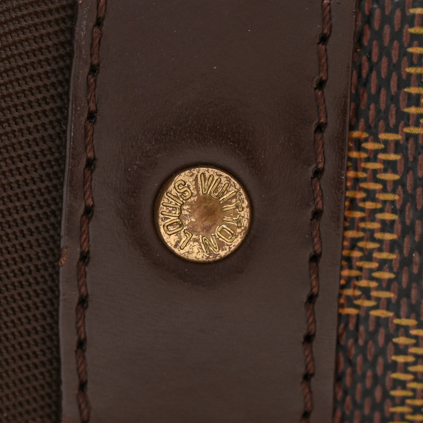 LOUIS VUITTON DAMIER EBENE MELVILLE MESSENGER BAG