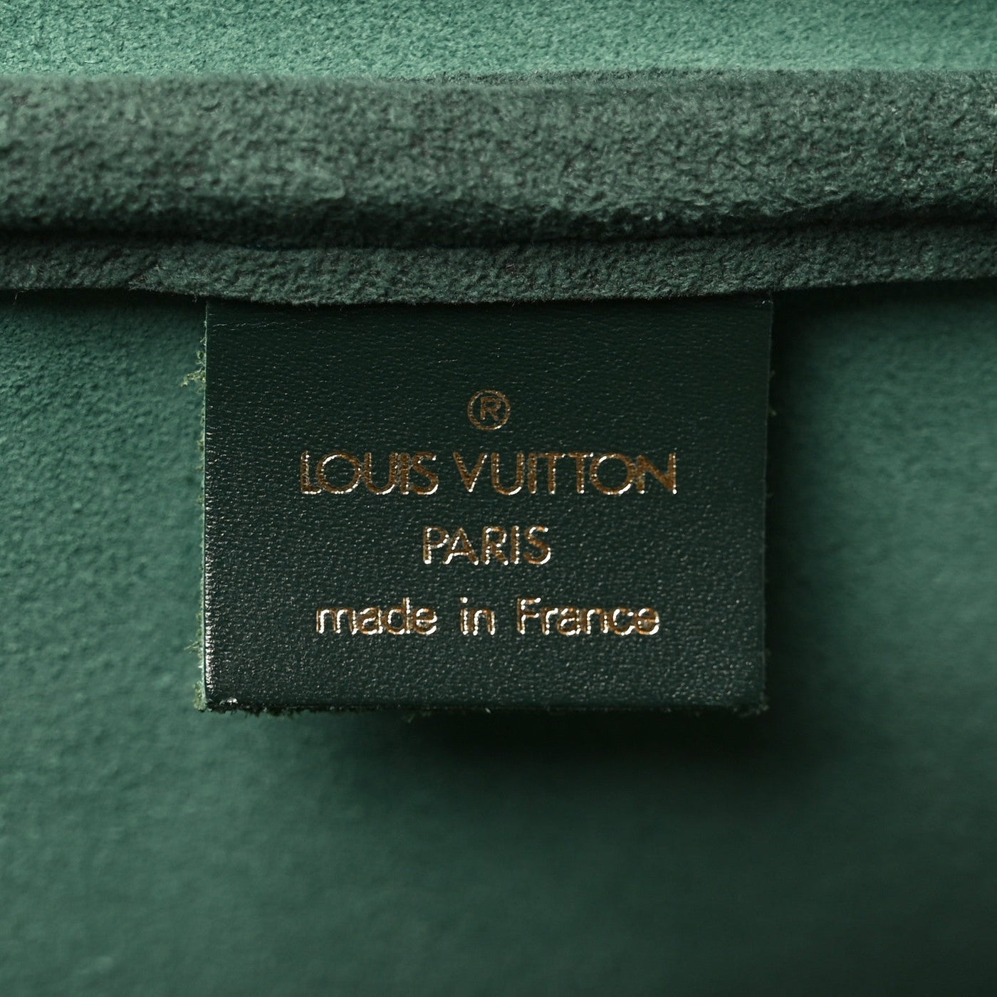 LOUIS VUITTON TAIGA KENDALL PM EPICEA