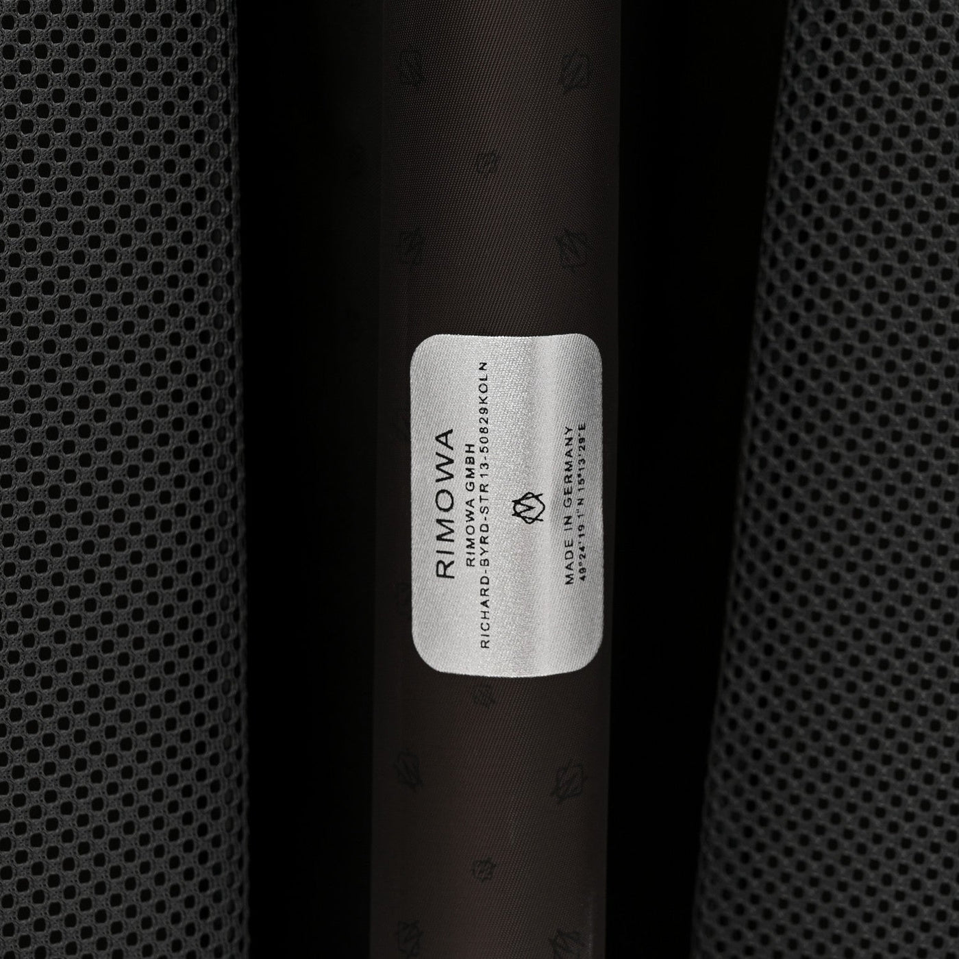 RIMOWA ALUMINUM ORIGINAL CHECK-IN M TITANIUM